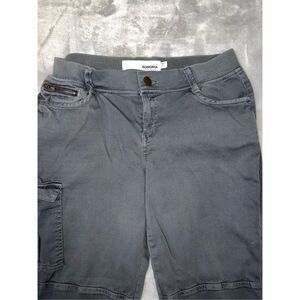 Women’s Casual Gray Capri Knee Length Pants 6